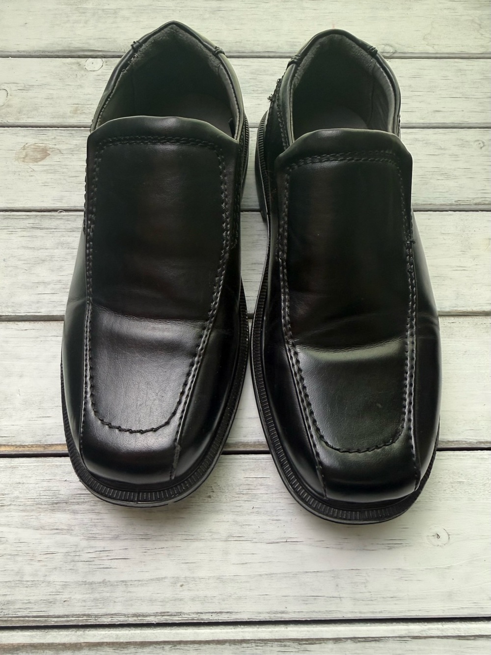 Deer Stags size 3 Classic Black Slip-On Boy's Dress Shoes, NWOT